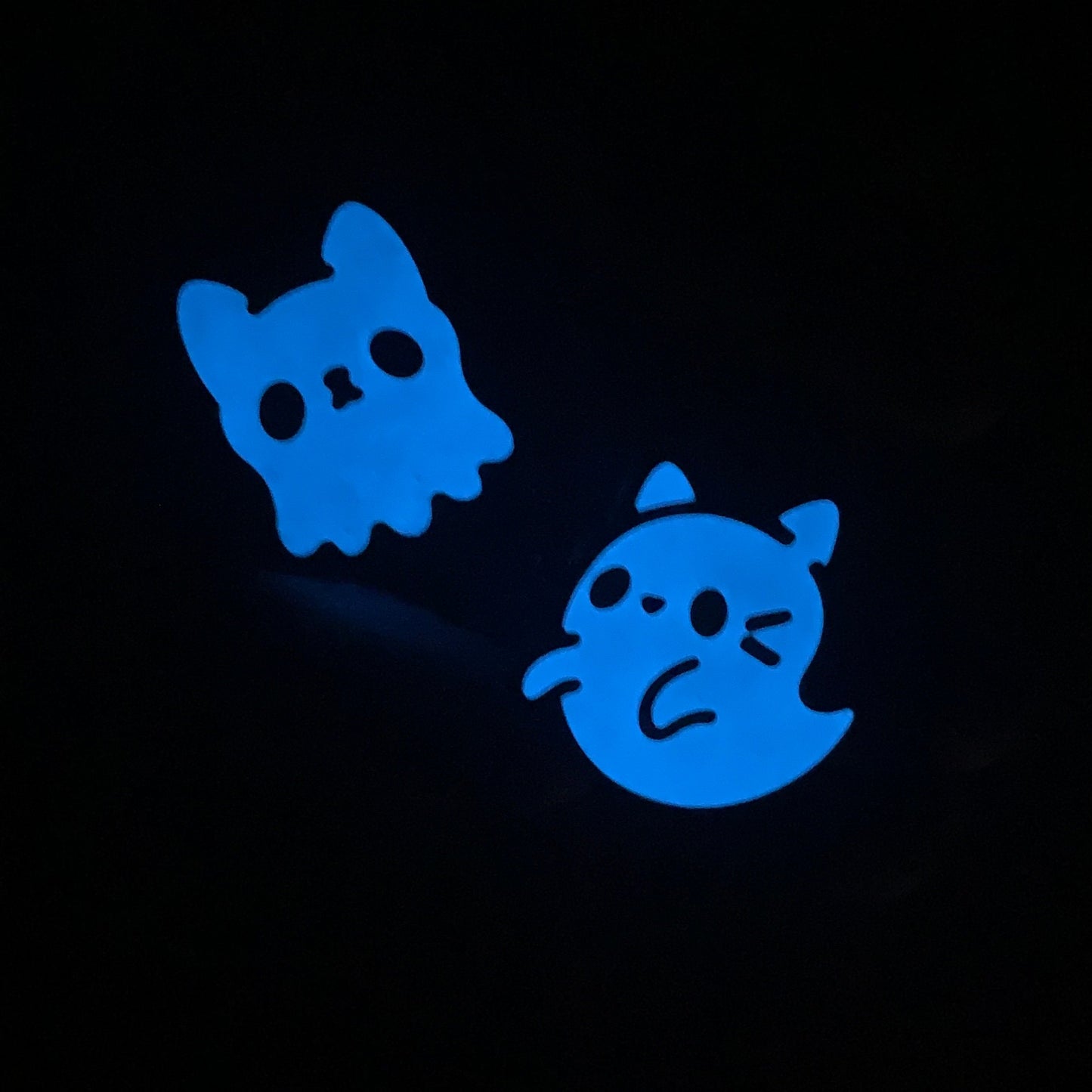 Ghost Kitty Glow in the Dark Enamel Pin