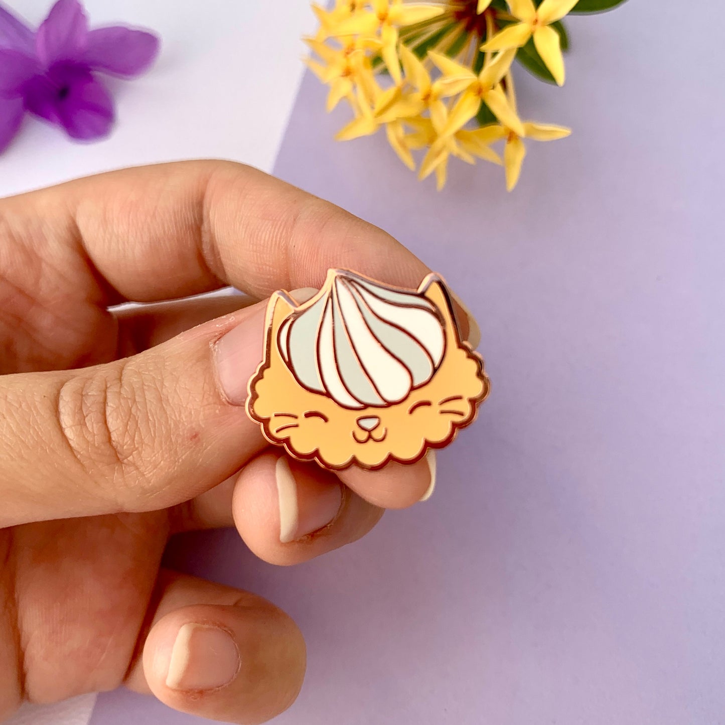 Floregatitas Enamel Pins
